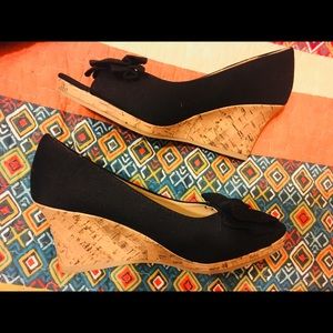 Black canvas peep toe wedge